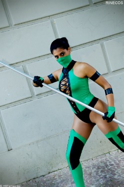 hotcosplaychicks:  Jade cosplay by Rinecos