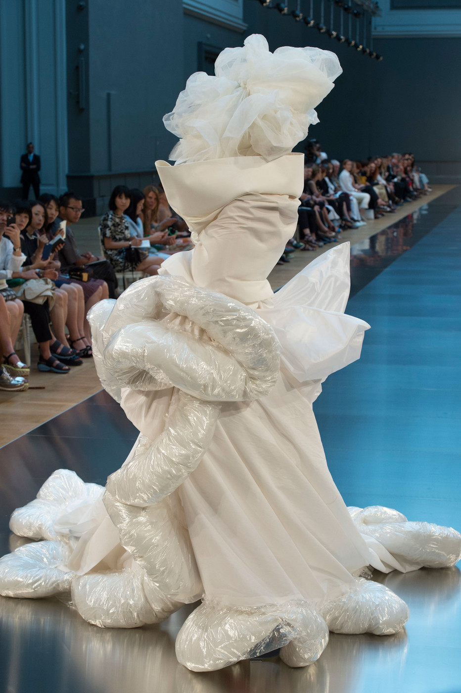 PHOTOGRAPHIC — Duvet Wedding Gown @ Margiela Artisanal