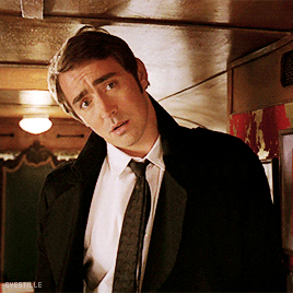byestille:  Pushing Daisies 2x02: Circus, Circus  Ned being too tall for the trailer (◡‿◡✿) For kylesimmoms  
