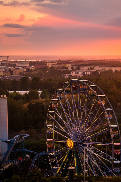 plasmatics:  Helsinki by Rosen Velinov 