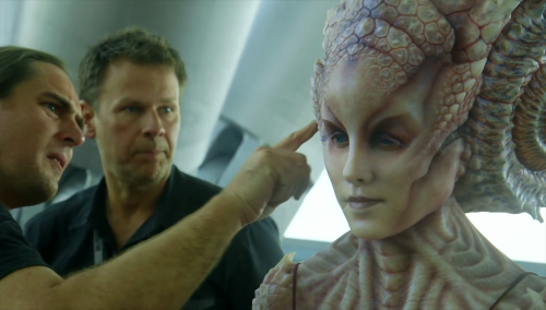 captaincrusher: Aliens chilling on the set of Star Trek Beyond