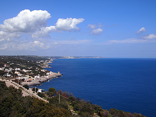 Leuca (1)