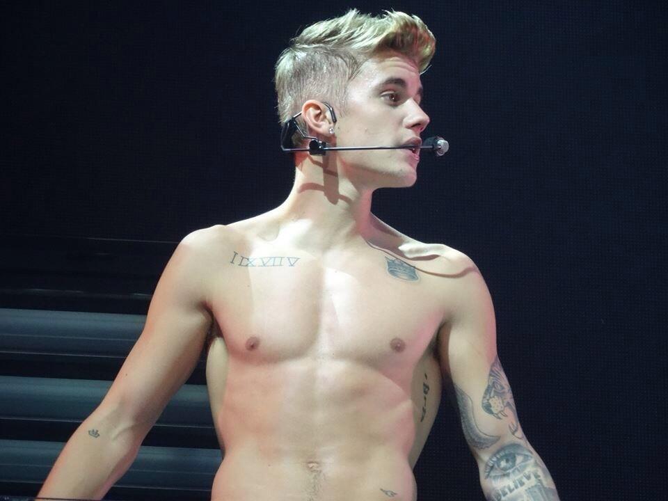 dylanbangbang:  Damn Justin Bieber!…. 