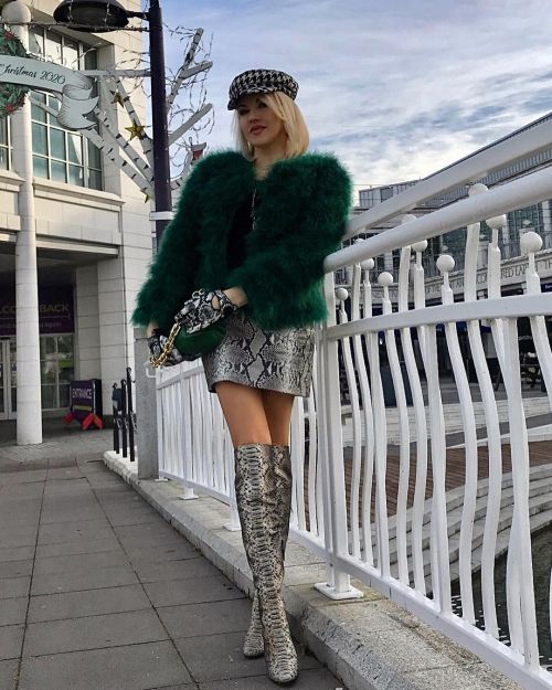 mrs.passioninsta in Stuart Weitzman over-the-knee boots 