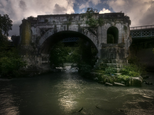 Ponte Rotto by Luca.Pietrobono Roma flic.kr/p/2jcvEs7