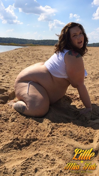 little-miss-fats:  little-miss-fats:  little-miss-fats:  Happy Saturday love bugs!!!!  “Beach Babe” was just released at LittleMissFats.com!!!!  This is my favorite set to date! Getting totally naked in a very public place was exhilarating!!!