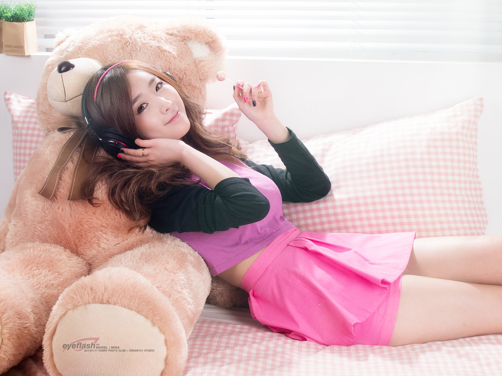 kormodels:  Minah