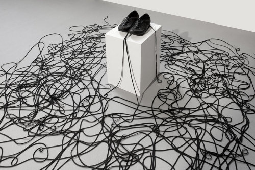 vxtacy:  vxtacy:  CONTRE-PERFORMANCE (UNDERACHIEVEMENT)Mathieu Tremblin   