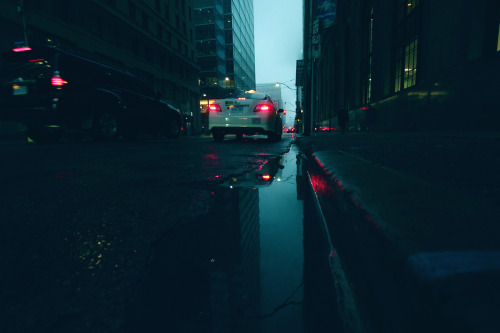 soteeoh:Streets of Toronto | instagram: @soteeoh