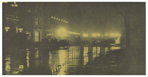 historical-nonfiction:    Alfred Stieglitz’s The Glow of Night - New York, 1897. Electric lights were still a new phenomenon: a test of 23 electric arc lamps first lit up a stretch of Broadway in Manhattan in 1880. Lamps to light streets and bridges