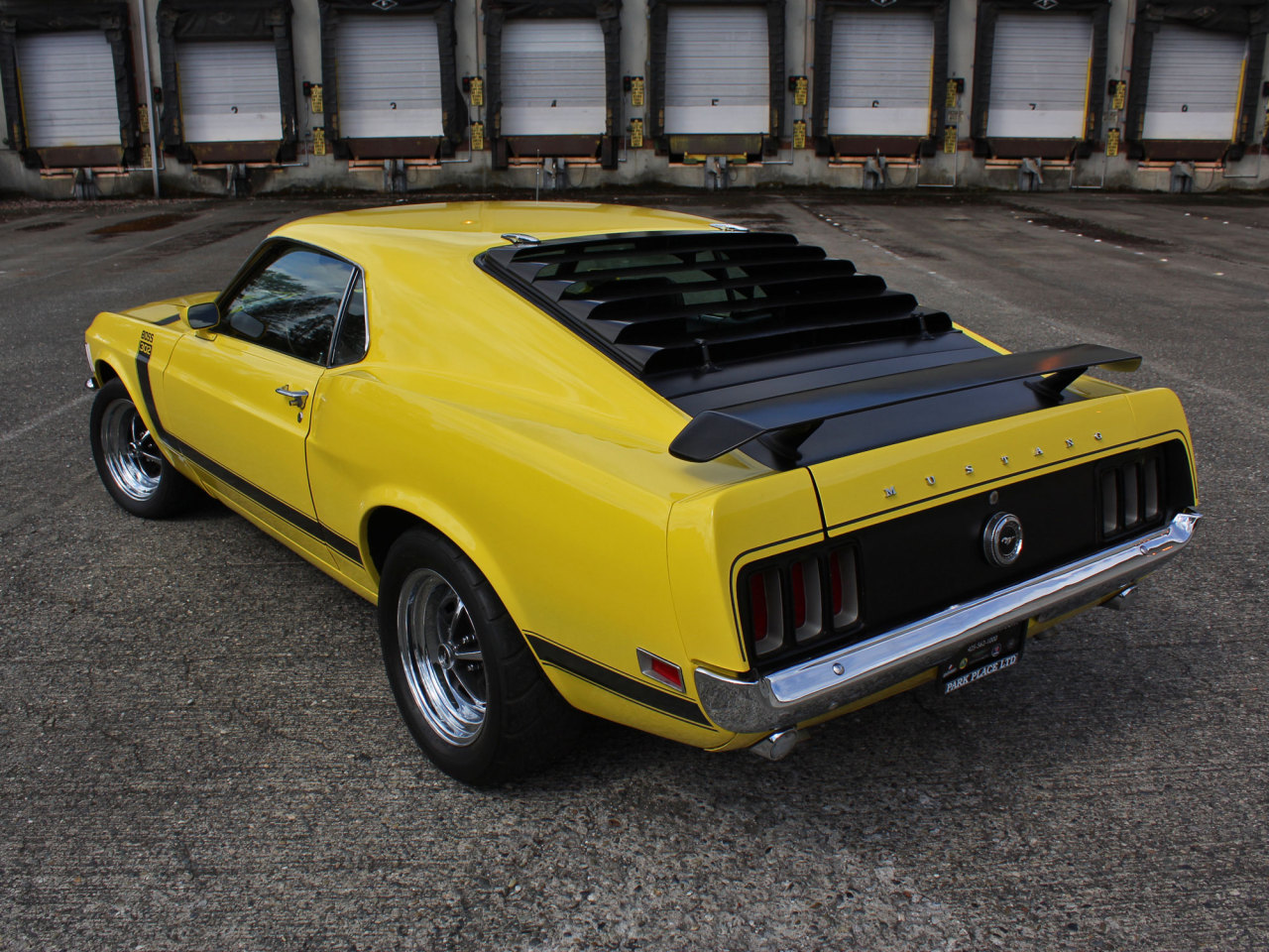 parkplaceltd:  1970 Ford Mustang Boss 302. http://bit.ly/10Dex6j