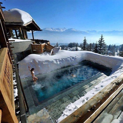 sizzling-romance:  OMG, When You See it…. (Photo Gallery) 
