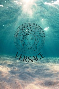 iaintjudgin:  Versace, Versace, my brother king trell he in a Ferrari