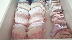 yurimilk:  sunflower-kido:  yurimilk:  My drawer is filled with frilly stuff now.   _(:3 」∠)_    first thought: how do u afford this ???  The first few bras are actually pretty affordable, they’re about 15-20 dollars for a panty and bra set! They’re