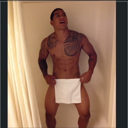 kutekanes808: kaleo44: Kekoa Corpuz. One hot piece of Hawaiian ass! Kekoa Corpuz — Professional MMA 