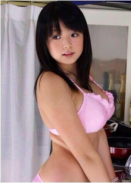 iweith:篠崎愛 / Ai Shinozaki