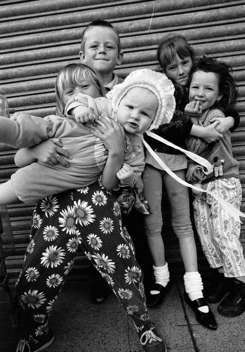  Mark Power GB. ENGLAND. Merseyside. Kirkby. Northwood Estate. 
