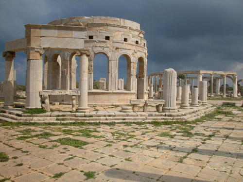 evocativesynthesis:Leptis Magna, Libya: Founded approx. 1000 B.C., enlarged and embellished by Septi