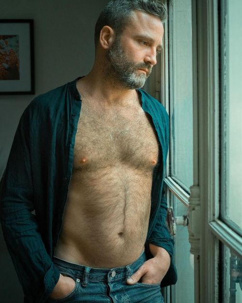 Bertrand|Paris ____________ jeanbaptistehuong.com #baronnedeneuve #jeanbaptistehuong #gayhairy (à Pa