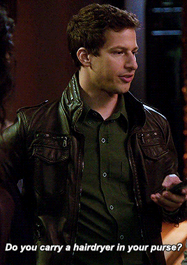 amysantriago: ☆ The Best of Gina Linetti ☆Jake asks Gina for a hairdryer to get revenge on The Vultu