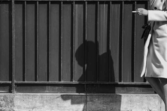 La cigarette...
By Rurik Dmitrienko #Paris #black and white photography  #photographer on tumblr #original photographers#French photographer#French photography#rurik dmitrienko#rurik#Contemporary Photography#Street Photography#shadow#bnw photography