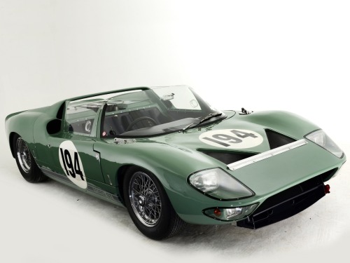 fuckyeahconceptcarz:  1965 Ford GT Roadster Prototype 