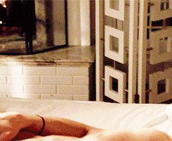 dickiebirdie37:  sam winchester meme: favorite outfits [1] 
