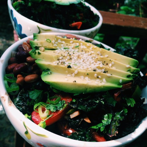 lightenedliving:  Mmmmm lunch was amazing yesterday. Brown rice piled high with homemade maple syrup BBQ beans, sautéed kale and tomato with avocado on top. This is a great meal for vata or pitta dominant. Might have to include this one in my recipe