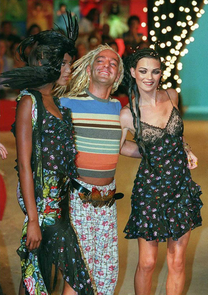 a-state-of-bliss:  Naomi/Galliano/Kate 1996 