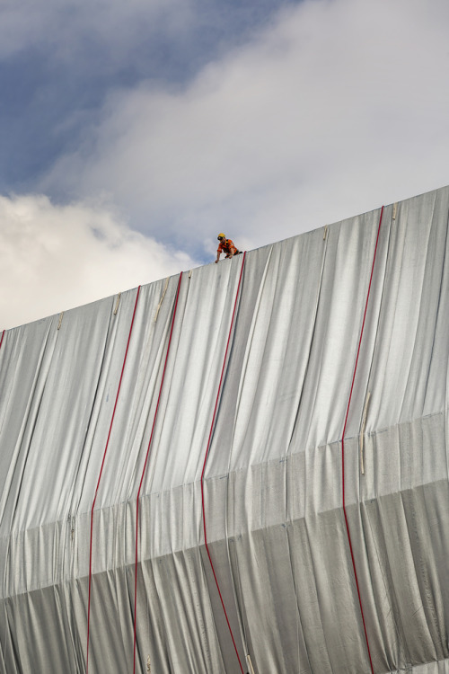 CHRISTO AND JEANNE-CLAUDE‘L’ARC DE TRIOMPHE, WRAPPEP’, 18/09/2021 - 03/10/2021Paris, FranceImages © 