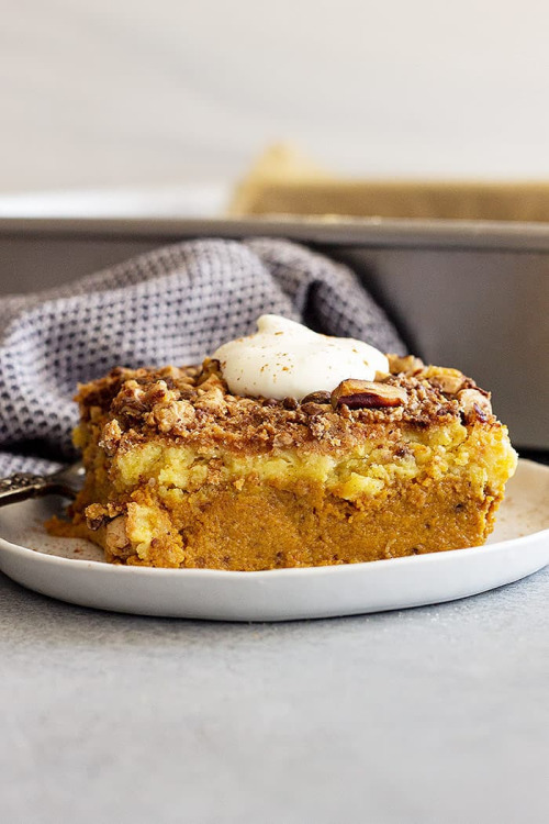 Pumpkin Dump Cake Click here for the recipe!Click here formore recipes like this one!