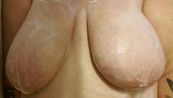 44icup:  Bubbly Titty Tuesday