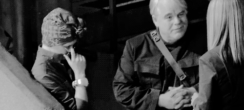 fourfinick:  Effie Trinket + Behind the Scenes