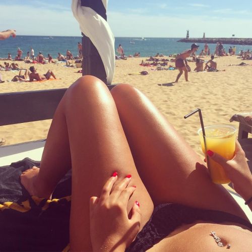 Porn photo Puro beach 🍹 #Vilamoura #beachday by audreydc_