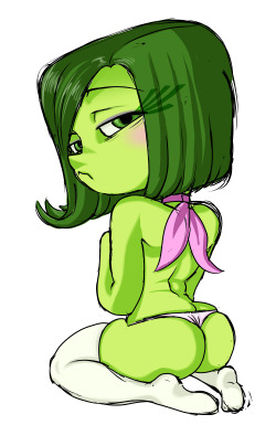 I think I have a thing for green girls~ <
