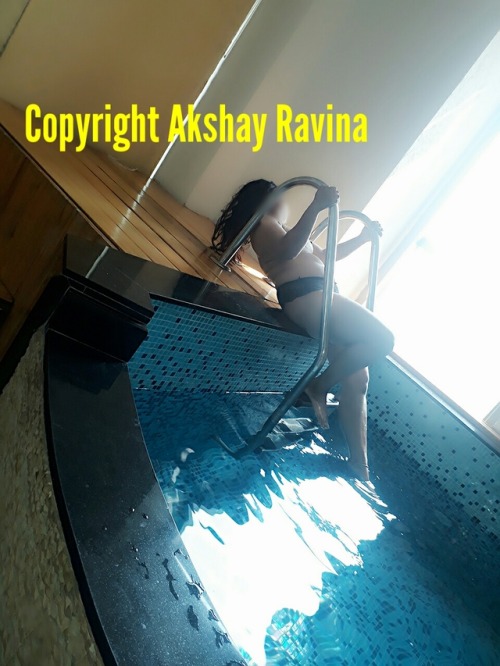 agentvinod876: akshayravina: Great fun masti in pool with my love Akshay.. hope u all enjoying our p