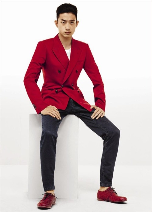 death-by-dior:global-fashions:  Sung Jin Park - DOLCE & GABBANA S/S 2015 LOOKBOOK#sungjinpark #dolce&gabbana #menswear #fashion  X