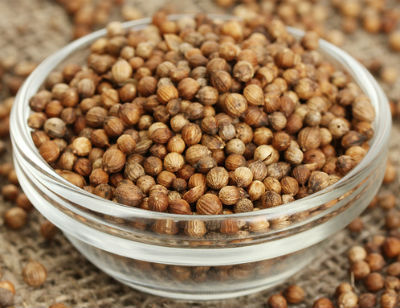 Coriander seeds, 7 health benefits and 3 remedies!1. Reduces the amount of bad cholesterol and incre