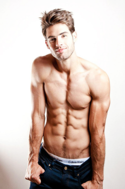 karrrotinko:  Chad White 