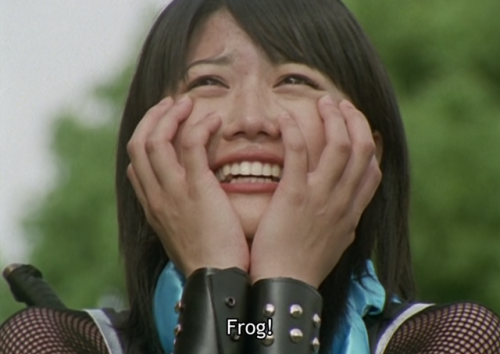 himitsusentaiblog:lunaticobscurity:  ultramanginga: god i love sentai fire-breathing giant frogs are