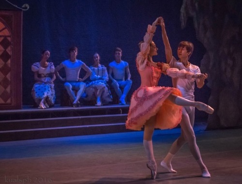 vaganovalife: Rehearsal for The Fairydoll on the Mariinsky stage.Photos by Alexander Ku ballet rehea