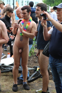 teamwnbr:  World Naked Bike Ride Brighton