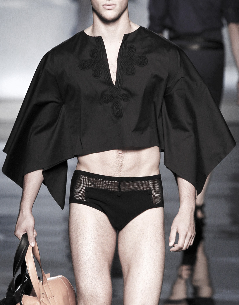 ciorny:  Jean Paul Gaultier SS ‘11 