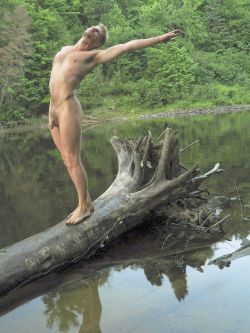 Male Nudism - Be proud of your body
