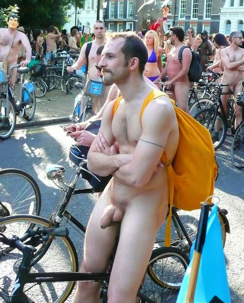 ultraboyhunter:  Bikes make for very floppy, bouncy butts and bits. 