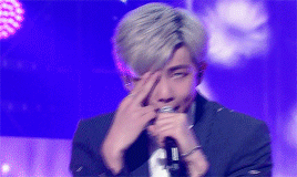 i need u live → namjoon & his 2-fingers thing