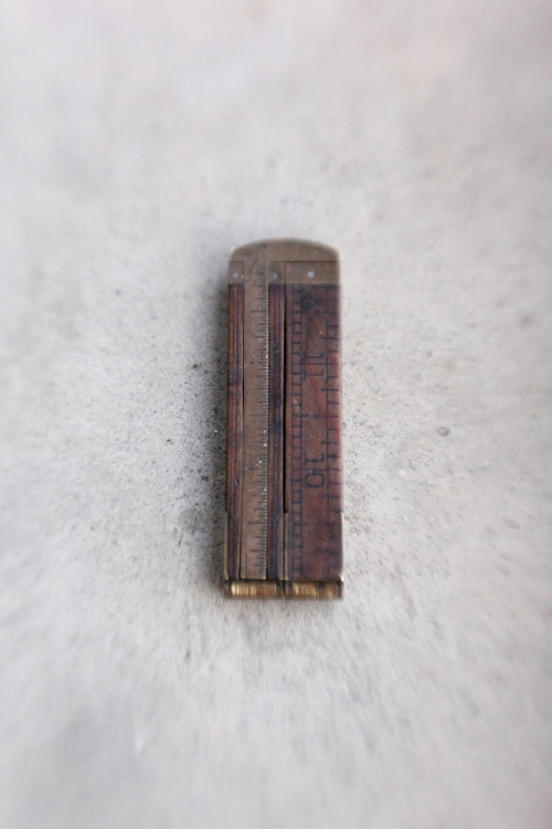 New items at Mountain Man Trading!  1920&rsquo;s Carpenter&rsquo;s Boxwood and Brass Caliper Ruler b