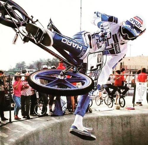 outsidersbmx:Steez. #outsidersbmx #OTSDRS #bmx #oldschool #oldschoolbmx #bmxoutsiders #osbmx #vintag