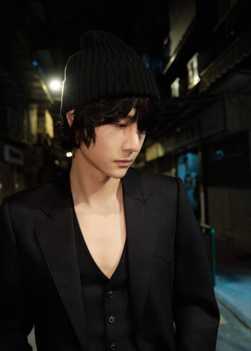 He Is Just So Gorgeous 