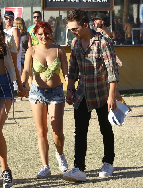 Porn prettymissy4u:  Ariel Winter - Coachella. photos